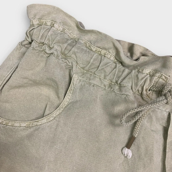 Young Fabulous  And Broke YFB Izzy Shorts - Picture 3 of 7